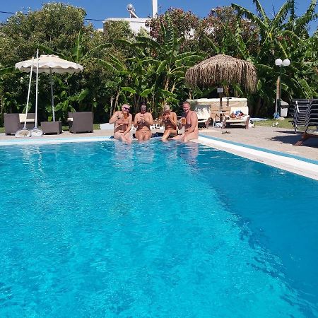 Naturist Angel Nudist Club Hotel - Adults Only Paradeísion Exterior foto